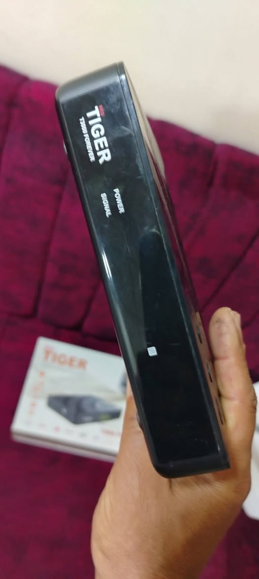 تاكير T3000فريفر سيرفر خلصان بي سس كام السعر 80 الف بي مجال غراط كامل اتصل رقم ***********
