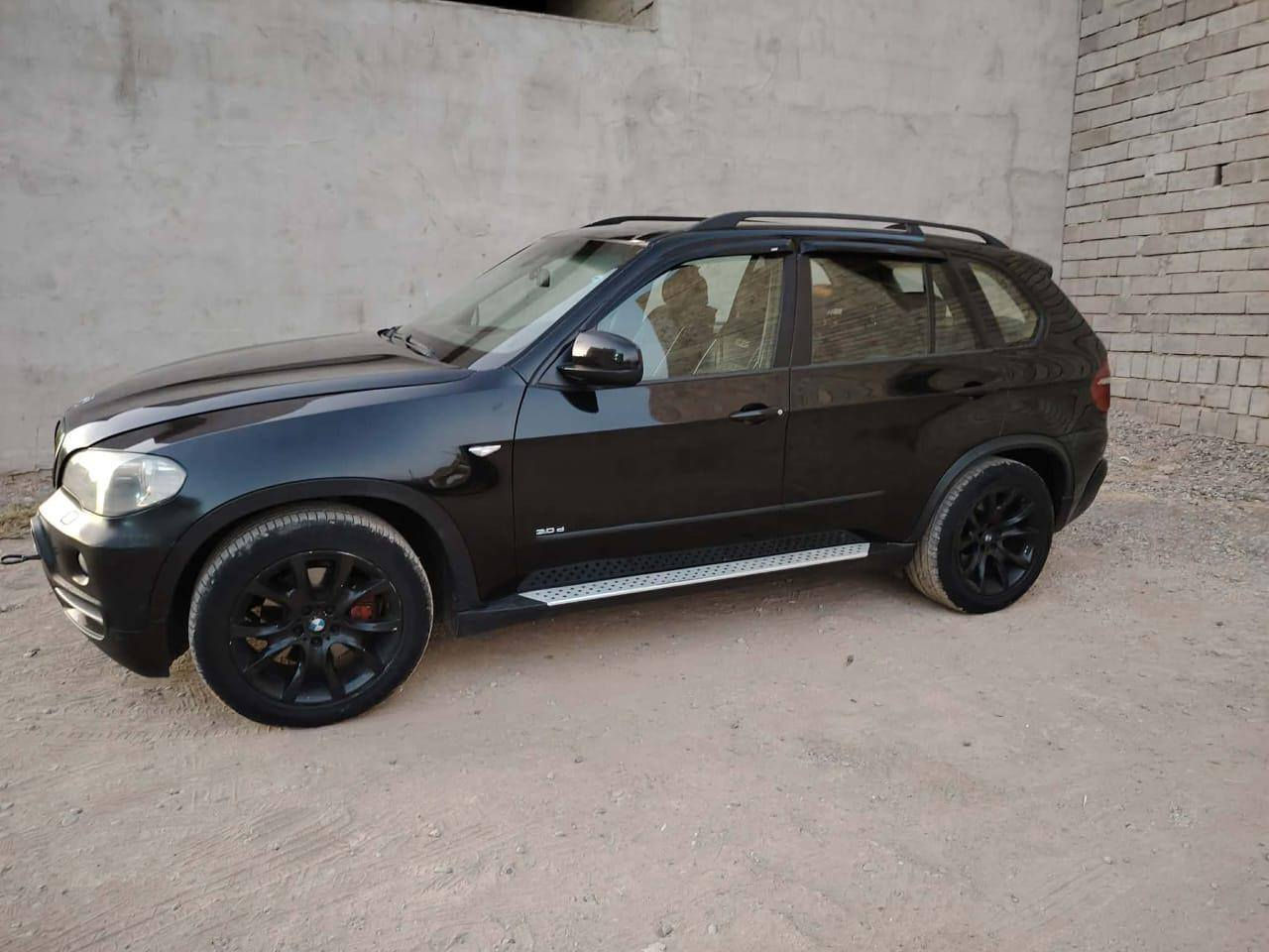 السلام عليكم 

BMW X5
2008
محرك 6 ديزل 
تك توربو 
قطعة باب خلفي ورا نفر مصبوغ جماليه
سنوية و هزة جديد 
رقم اربيل 
بدون حادث
السعر:110 
بيع ويرهم مراوس 
***********
#خاص_مغلق
