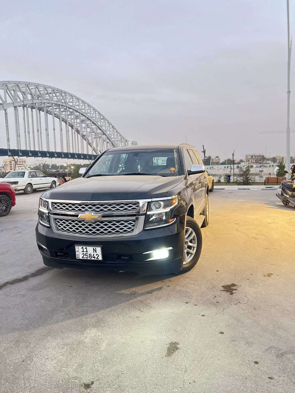 السلام عليكم 
سياره تاهو 2019 لون اسود خليجي مكفوله فقط رصعه بالجاملغ الامامي 
مواصفات Ls
ماشيه 118 وقابله للزيادة
السياره بسمي والتحويل ثاني يوم
***********
