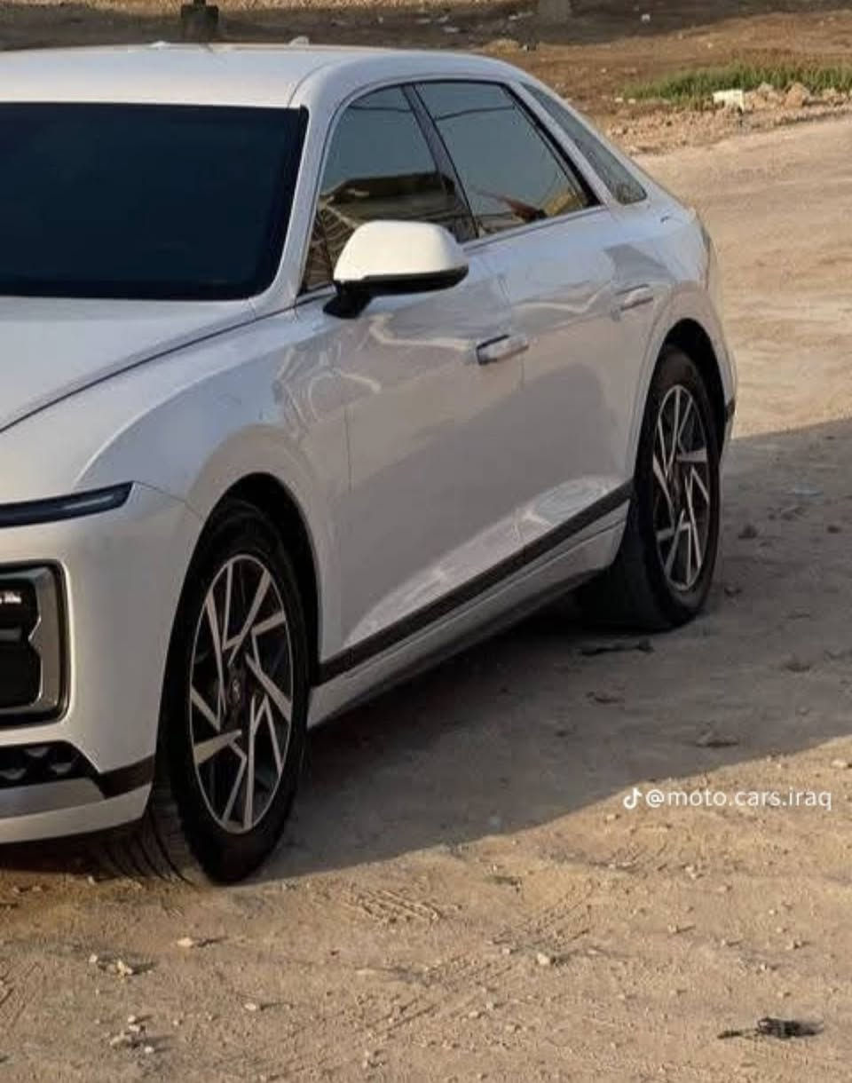 ازيرأ 2023 للبيع  كفالة عامه كوري
 6 سلندر غاز بلاد
تترقم جميع المحافظات 

السعر 230 
وبيه مجال قليل
مكان السيارة ديوانية للاستفسار

***********
***********
