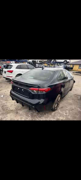 كورولا اصدار خاص لون اسود على ازرق متغير شذرة ويل برونزي امريكي معوقين بغداد ( غرق ) بدون صبغ فقط pdr شغالة كاملة باسمي وكالة اطيك ، دواخل مخمل اسود مطعم بأحمر بصمة شكل الكسز، نقص فقط عقل ايرباك،عداد11 الف مايل *********** بغداد
