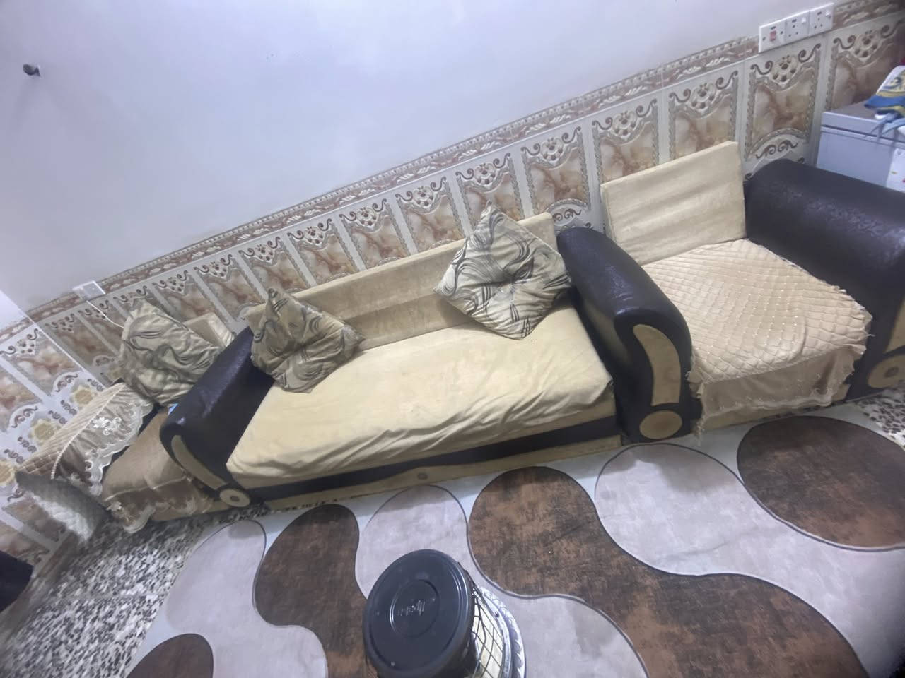 غراض للبيع وبيهن مجال مكاني الدوره


**إذا كنت صاحب هذا الإعلان وتريد حذفه لأي سبب، رجاءا أرسل رسالة إلى الدعم الفني**