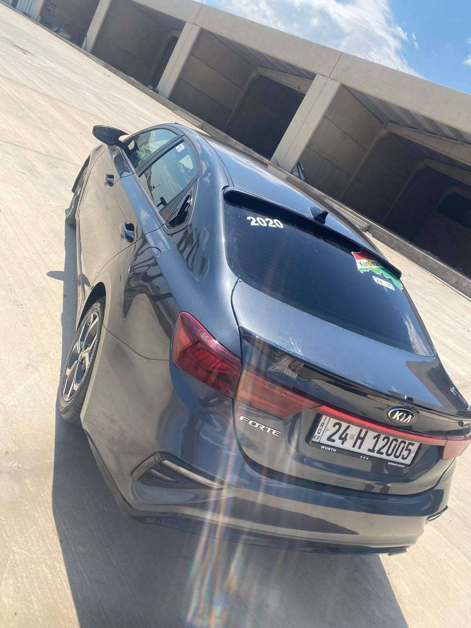 كيا فورتي موديل ٢٢ سياره فول عد اسلايت كير محرك بشرط تحويل وكاله بشرط سياره تبريد ثلج سياره حيل حلوه مال جناي جاهز مقدمه ٧٠ كل شهر ٣ سعر حسب انتفاق اي استفسار انتصل ع رقم *********** خاص مغلق اقصاد بس اهل موصل
