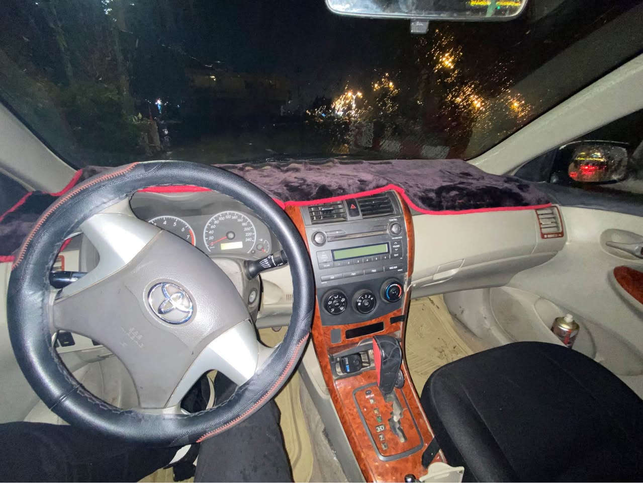 بیکاشۆ مۆدێل ٢٠١٠ ساغ 
موس و بڕاوە نیە 
بێڕەقەمە سەیارەکە
سەیارەکە سەیارەی ماڵە بێ مەسروف خاوێن
بێدەحم و لێدران گێرو مەکینە بەشەرت
ماڵی مەدەنی و هەموو شتێکی بەشەرت 
نرخی ٥٧ وەرەقەو محامەلە پارەی براوەیەکە
ژ.م ***********
شوێن ڕانیە رانية, السليمانية
