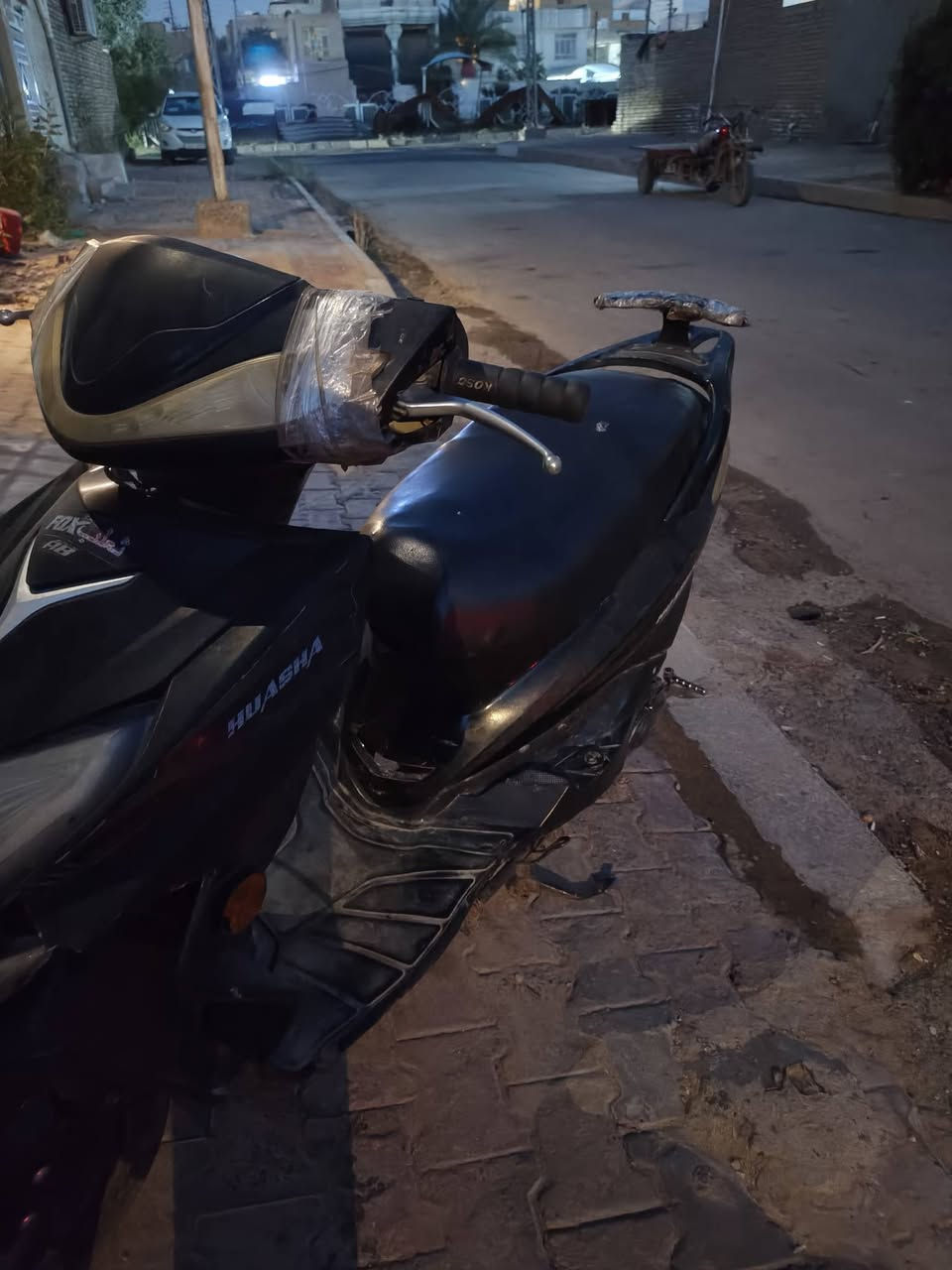 دراجه للبيع سعره ٢٥٠ وبيه مجال ***********
