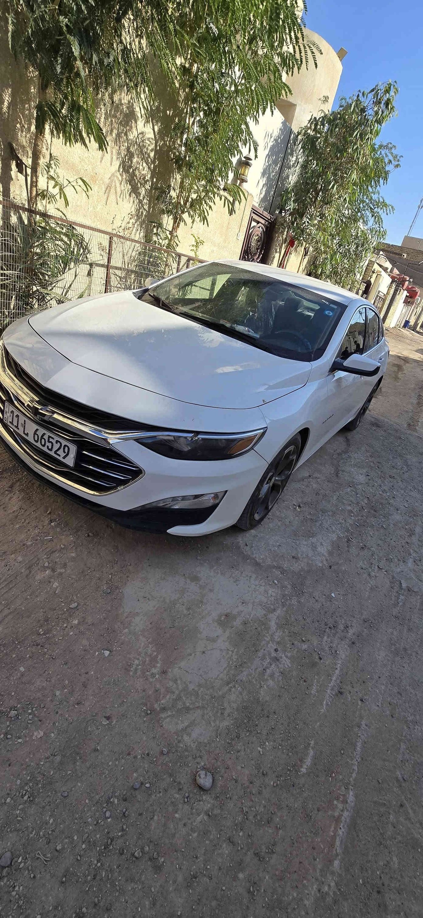 يا الله

السعر ١٣٣ وبيها مجال

مكاني ميسان 

***********

السلام عليكم 
للبيع فقط  ماليبو ٢٠٢٢ LT الشكل الجديد
مواصفاتها معروفة 
بصمة 
تشغيل عن بعد
لد امامي 
لد خلفي
قطعتين تبريد 
هيترات كشن
كشن السايق كهرباء 
شاشة ايباد 
كامره دواره
تحكم سترين جهتين
شاشه عرض اعطال 
صندوك بصمة 
رقم بغداد معوقين
المعوق ولد شاب كلش خوش ولد من بغداد
السيارة حادثهة مبين نفس الصور وبيها طخة بالدوسة هنا صارت بالعراق
السيارة ماشية ٩٦ الف ميل
