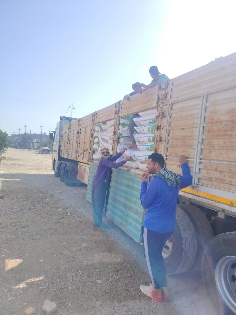 توجد اعلاف اربيل فيد الغنيه عن التعريف دواجن. عجول. اغنام. فلوجه طريق النعيميه مقابيل بانزين خانه الجوهره للاستفسار. ***********
