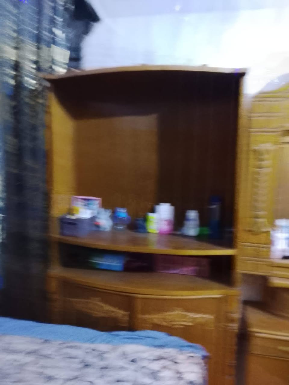 غرفه أخشاب تفصال للبيع 
طابقين للبيع العنوان الحسينيه قرب المفرك العطيشي تفاصيل الاتصال الرقم 
***********
