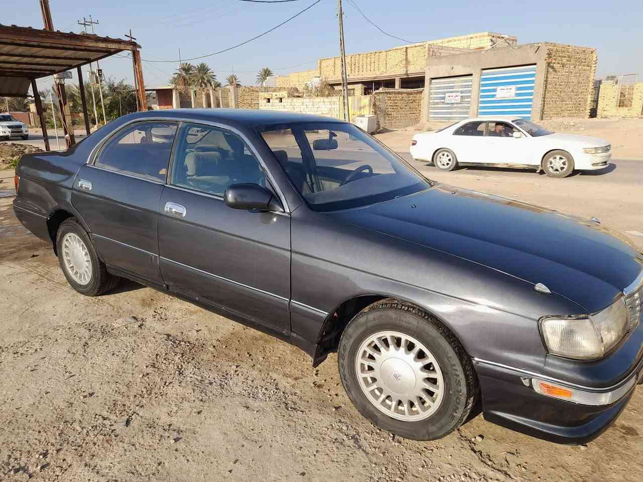 السلام عليكم بطه منفصل للبيع موديل 1993 رقم قادسيه نكليزي سنويه 2029 مكفوله من الكص والنقل الجثه والضربه لقويه كير مكينه حداديه خير من الله وين ميعجبك اطلع *********** مكاني نجف
