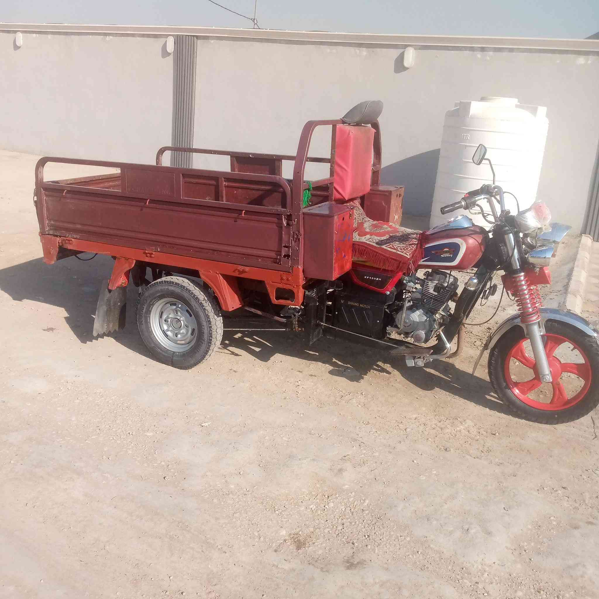 سلام عليكم ستوته للبيع موديل 18اوراق اصوليه مليون وخمسين ما متواجد على فيس ***********
