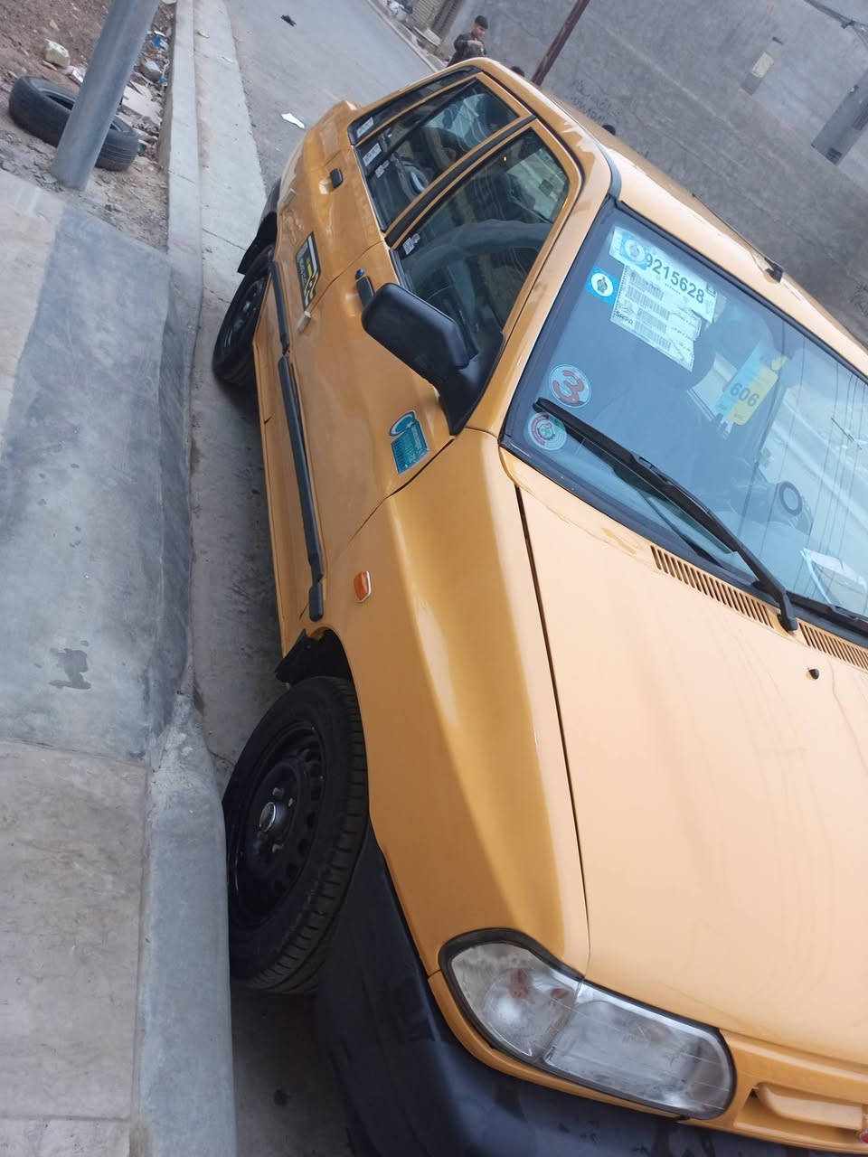 سلام عليكم سايبة موديل 2015نضيفة السيارة يحتاجلها فقط 3شغلات بريك سويت التايرات كام يشمر يسرةة واقايات مال تايرات ودرام شفت يسرة هذني منتهين منهن سيارة مو بسمي بسم مرة تحويل ثاني يوم السيارة نضيفة الله شاهد تخسر اذا متاخذها السوك معلك كلش السيارة من ناحيت كير ومحرك وصدر نضيف كلش ضربتها بنيد وجاملغين وها احب انوهه اذا تريد تشتري السيارة بيه فطرين بل شاصي صغار الباقي مكفول حتة خياس مابيها سعرها 34وبيها مجال قليل ما متواجد فيس ***********
