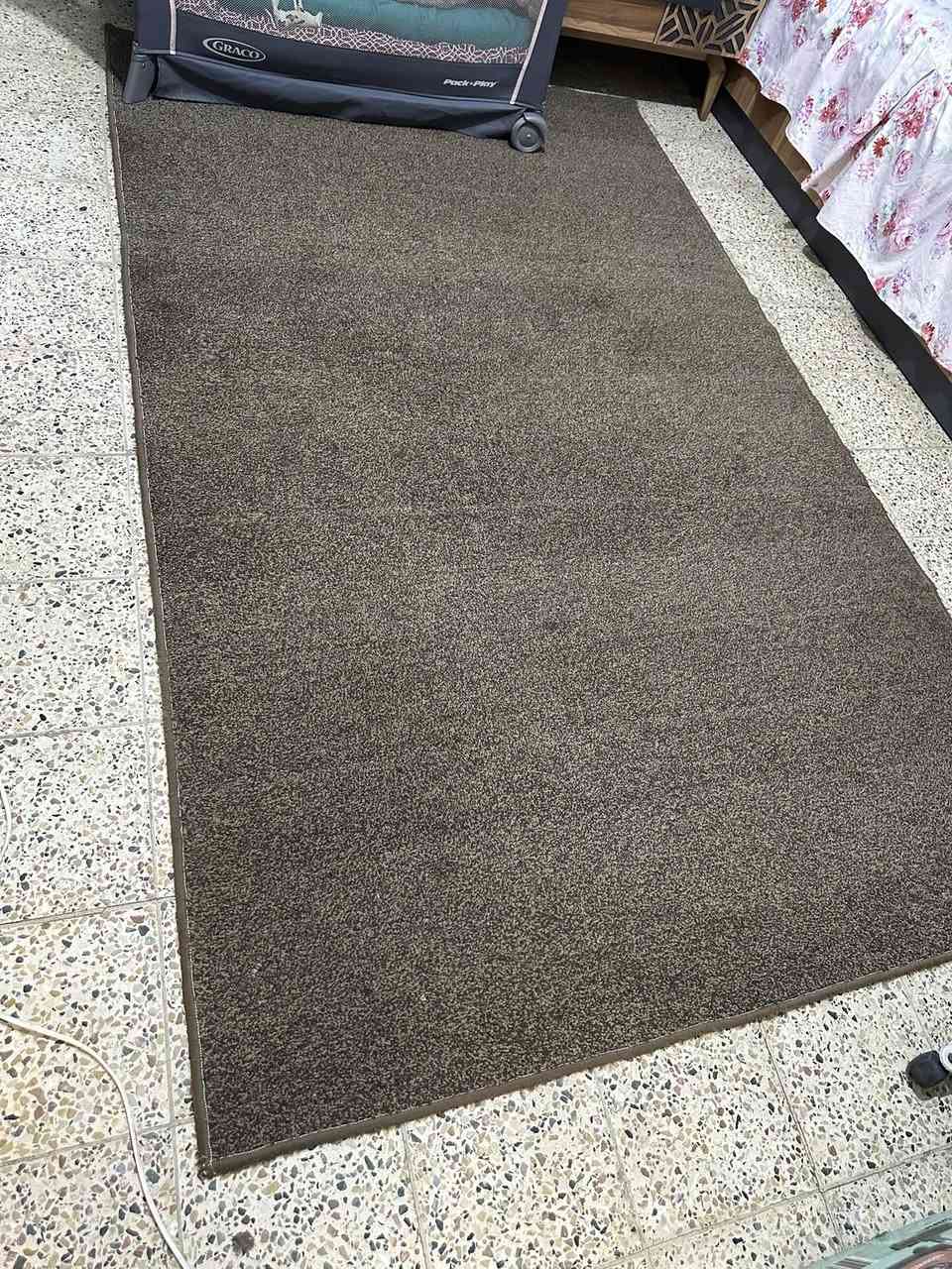 كاربت 4 ونص * 3 سعره 45 
كاربت ابو الفرو 3*4 سعره 50 
كاربت 1ونص* 2 ونص سعره 25 
مكان سبع ابكار يوجد توصيل


**إذا كنت صاحب هذا الإعلان وتريد حذفه لأي سبب، رجاءا أرسل رسالة إلى الدعم الفني**