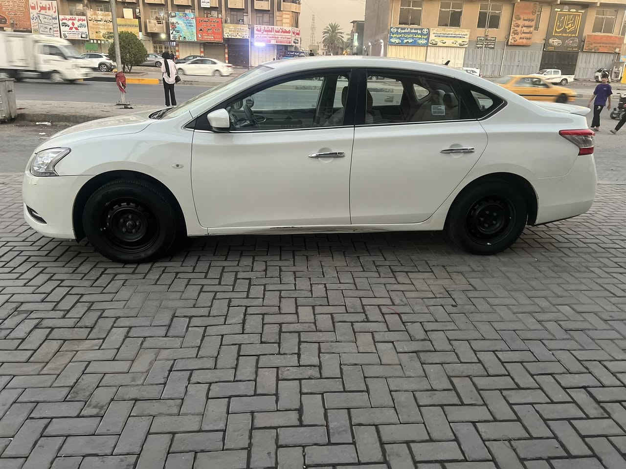 السلام عليكم 🫡 
سنترا2014
وارد خليجي 
تبريد شغال 
تخم تايرات جدد
محرك 1600
4سلندر
مابيه اي نقص 
للاستفسار الاتصال على الرقم 
***********
موجود واتساب 
مكاني الطالبيه بغداد
