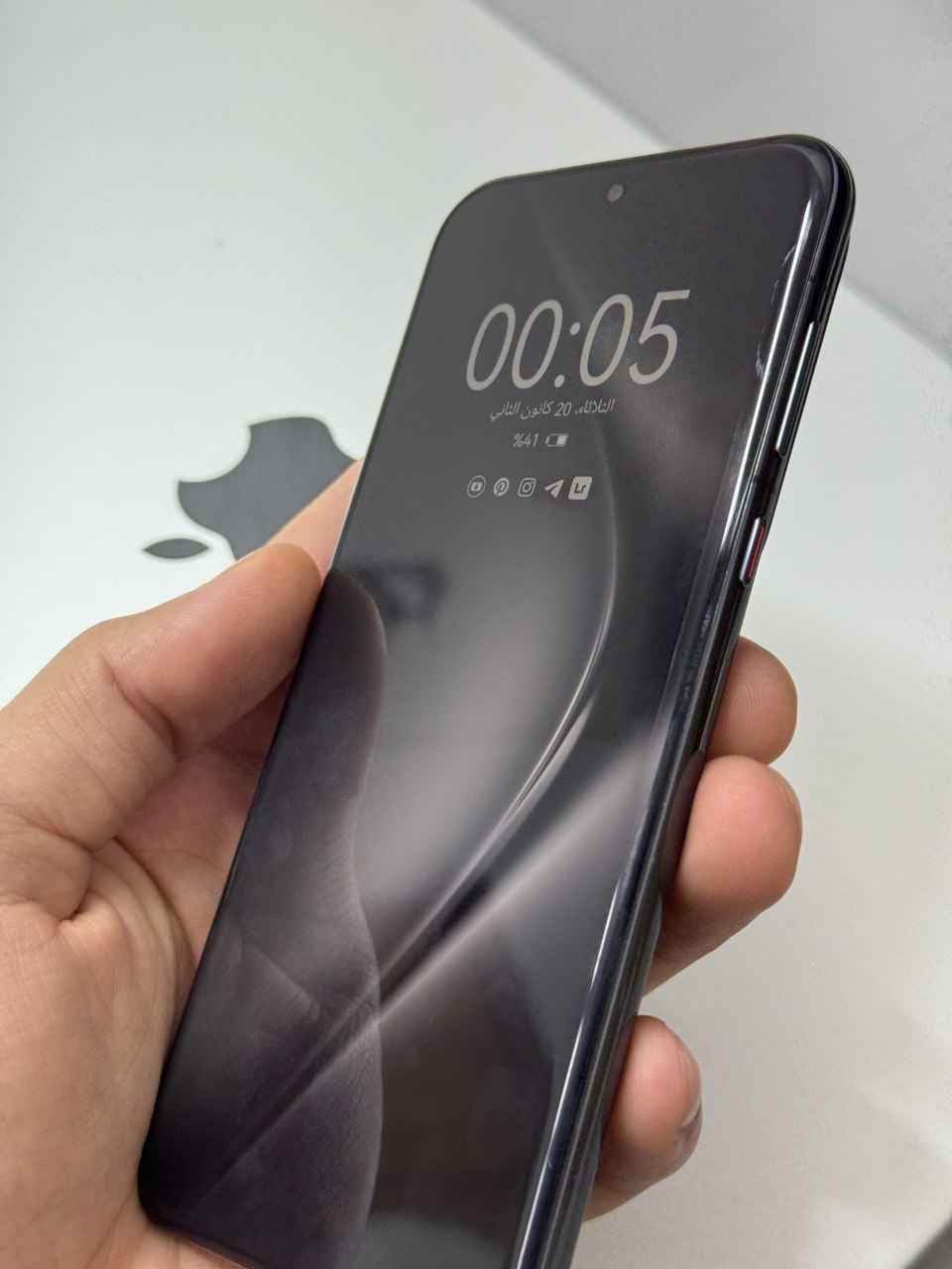 للبيع: HUAWEI Pura 70 Ultra (ملك التصوير) 💎
بمواصفات خارقة ونظافة تامة:
الحالة: استخدام شخصي راقي، النظافة 100% (بمثابة الجديد تماماً).
التخزين والرام: ذاكرة 512 جيجابايت مع رام 16 جيجابايت.
الشاشة: 6.8 إنش LTPO OLED، محمية بزجاج Kunlun الصلب ضد الكسر.
البطارية: 5200 mAh عملاقة وتدوم طويلاً.
الشحن: يدعم الشحن الصاروخي 100 واط (يشحن الهاتف بلمح البصر).
الكاميرا: العدسة المنبثقة الاحترافية، الحاصلة على أعلى تقييم عالمي.
📦 الملحقات: العلبة كاملة مع الشاحن الأصلي السريع بقوة 100 واط.
💰 السعر: للمهتمين فقط، السعر كلش مناسب مقارنة بنظافته والأسعار الموجودة بالسوق.
📞 للتواصل والاستفسار (اتصال + واتساب):
*********** النجف, العراق
