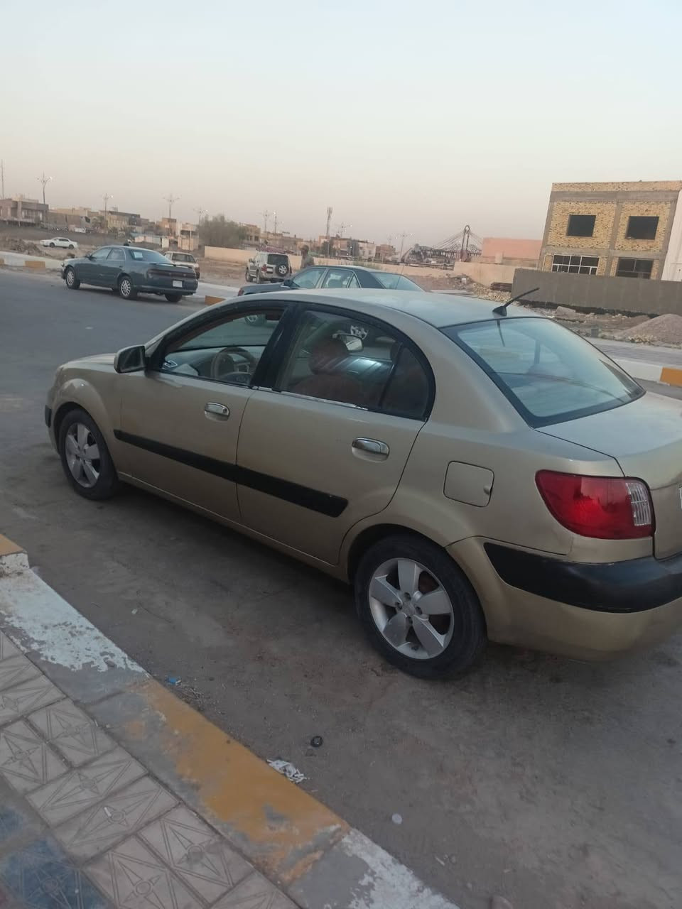 السلام عليكم ورحمة الله وبركاته 
كيا ريو للبيع موديل 2006 
رقم بابل بأسمي 
السعر 68 ورقه 
مكان السياره  الناصرية 
الشراي الاتصال على الرقم 
***********
متواجد على الواتساب
