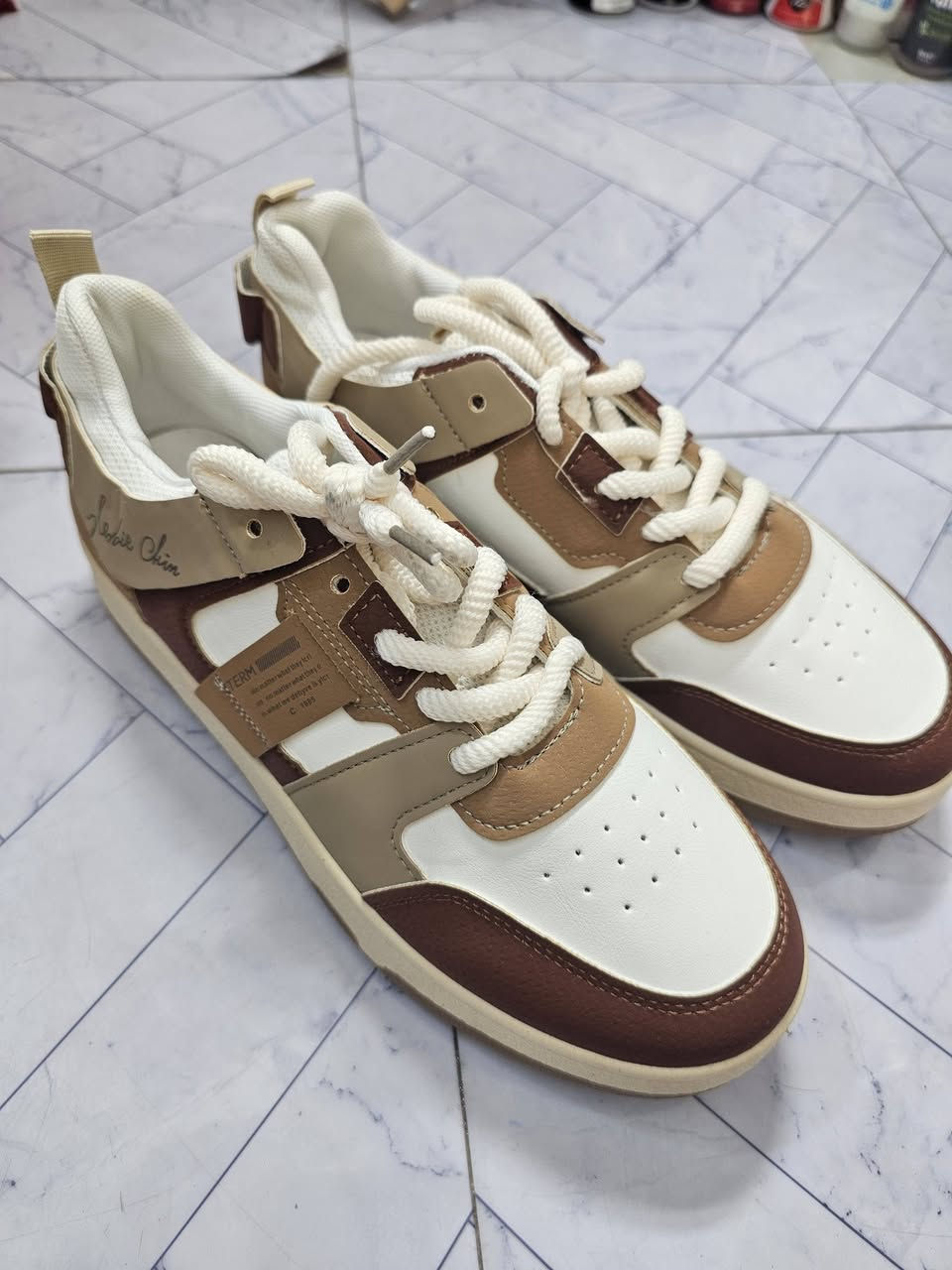 تصفيت نهايه الموسم باسعار مناسبه والتوصيل 3 الاف وبس


**إذا كنت صاحب هذا الإعلان وتريد حذفه لأي سبب، رجاءا أرسل رسالة إلى الدعم الفني**