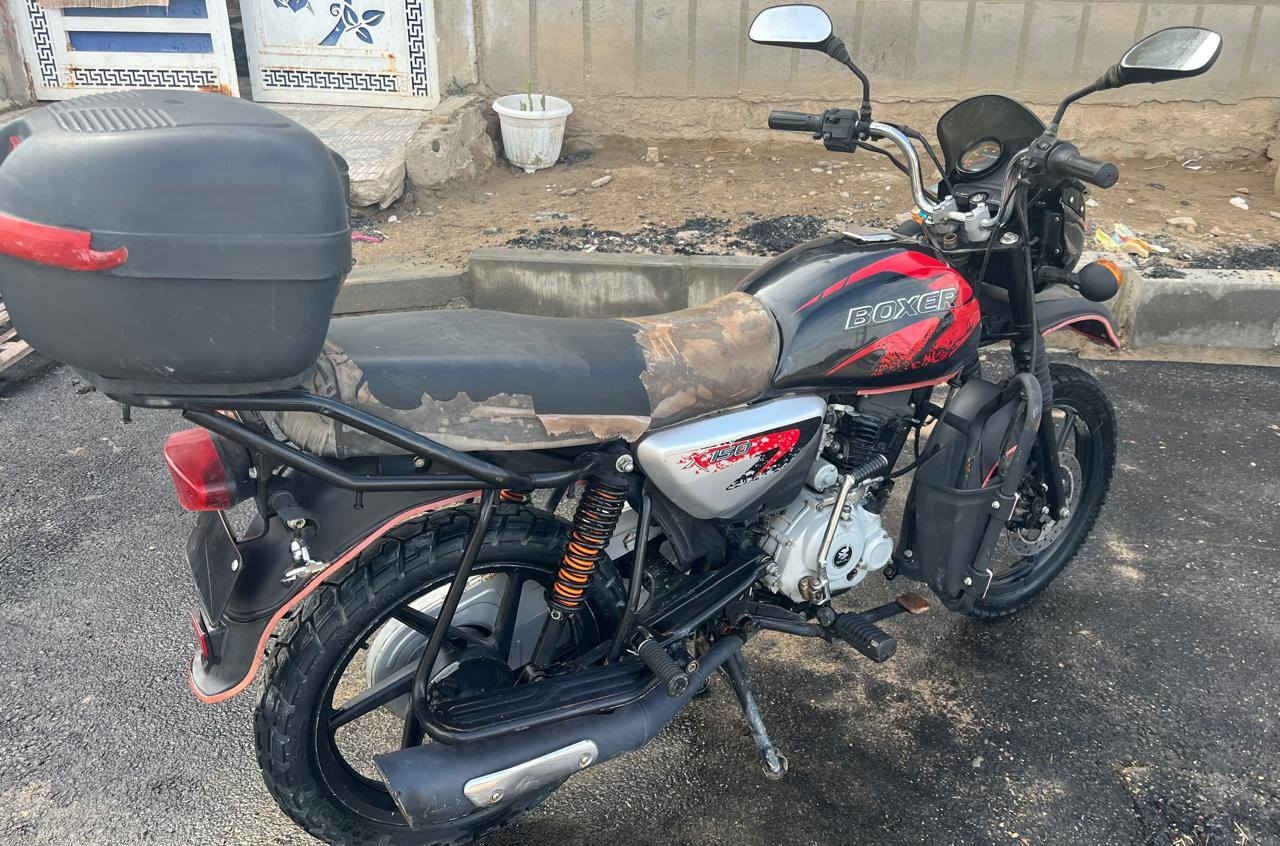 سلام عليكم دراجه بوكسر للبيع
موديل 22 اوراق اصوليه  مكلف بنشر سعر خاص


**إذا كنت صاحب هذا الإعلان وتريد حذفه لأي سبب، رجاءا أرسل رسالة إلى الدعم الفني**