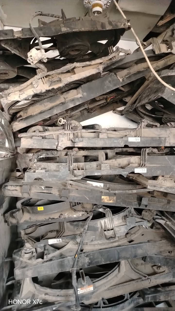 مراوح كوري مشكل💪 💪
قطع نظيفه وستندر 👌👌
مراوح ابيعك هنا وبركتهن
مااشيل لا فيشه ولا مكثف سرعه
*********** وبي واتساب 🔥🔥🔥
الا سعاااار نارررررر 10 الف فقط 🔥🔥🔥🔥🔥
