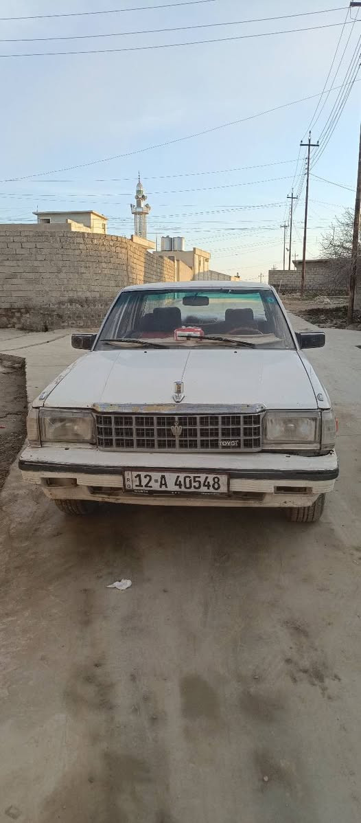 سلام عليكم
سوبر 85 للبيع رقم جديد اجنبي 
كير محرك بلادي شرط سيارة حلوه مال بيت 
داخل نضيف بدون كابون شرط التحويل ويتسجل 
السعر 33 وبيها مجال مكان موصل بادوش للاستفسار ***********
