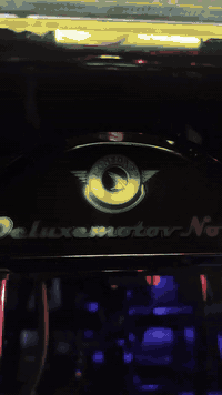 يراني (2025) بيها أوراق شراء محرك ( cc200 ) نضيفه ومرتبه سعر 950 07874...