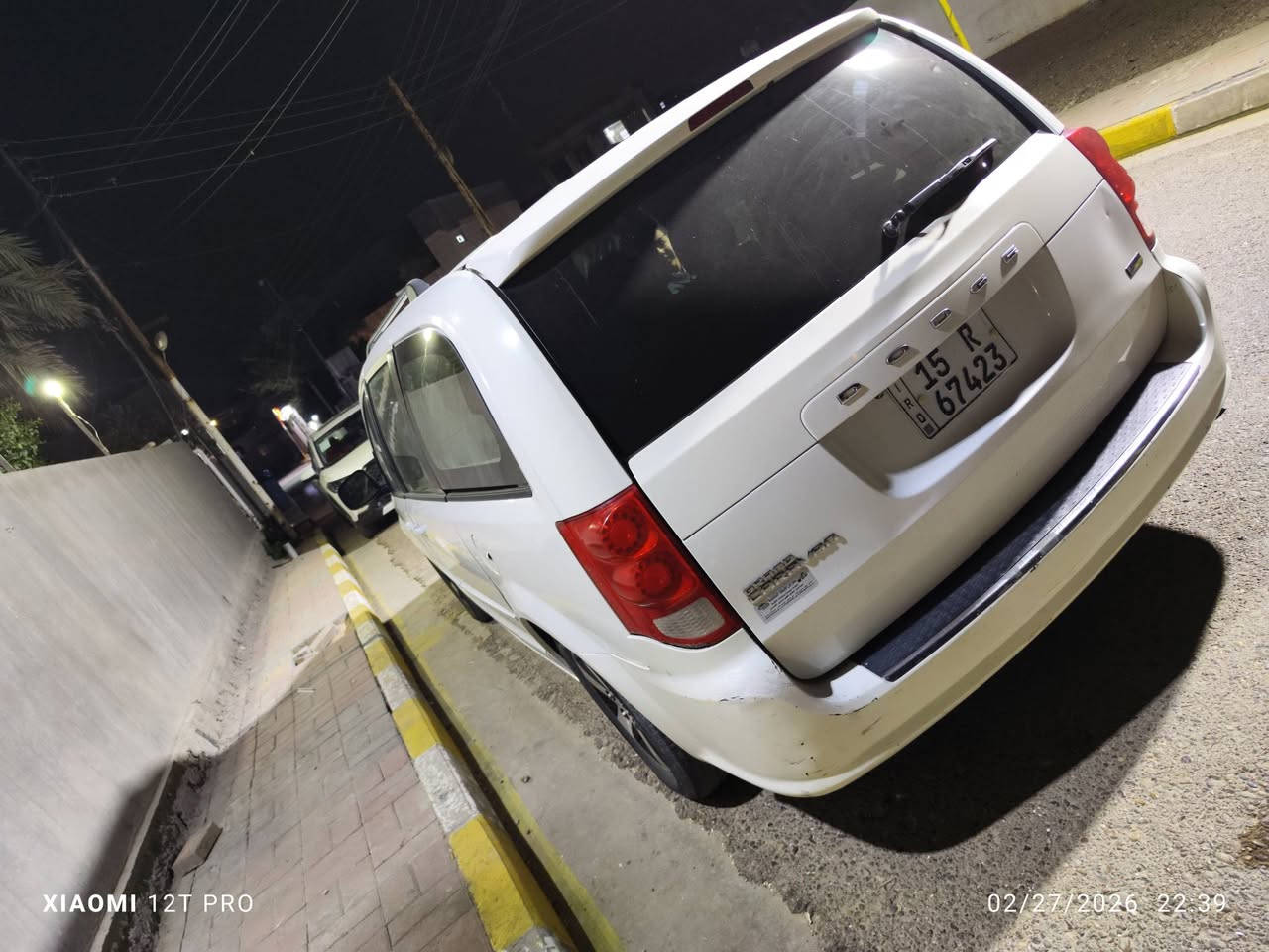 السلام عليكم 
دوج كرفان 2012 كلين فقط رصعة بالصندوك
3600 6v 
رقم انبار دولي بسمي سنوية 29 
شاشه سمارت + كامرة خلفية 
مكينة كير صدر تبريد كفالة🌹 وبالعافية على الياخذهة🌹
السعر 130 ورقة .مكان بغداد 
***********
***********
