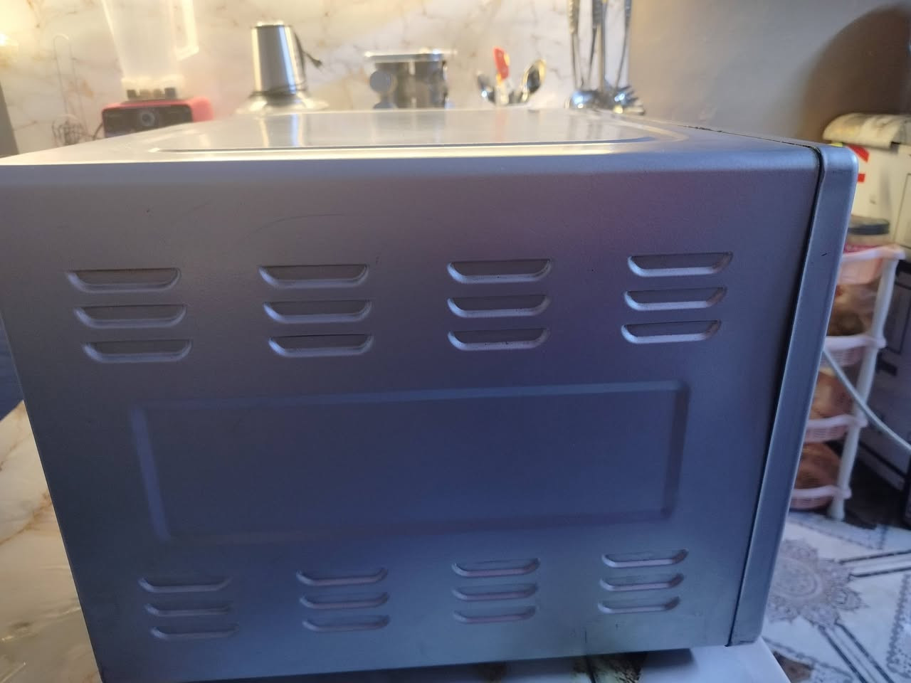 ***********اوڤن للبيع مستعمل اخو الجديد السعر ٤٠وبي مجال للتواصل
