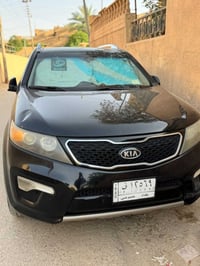 سورنتو موديل 2012 sx فول مواصفات مكفوله من الحادث بيها بارد اربع اصابع...