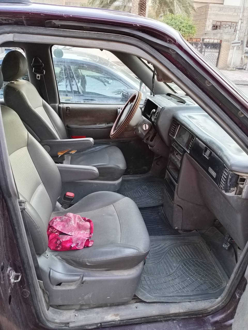 السلام عليكم  سياره دوج موديل 94 مكينه ابو جف حجم 2000 السعر 27 وبيها مجال مكانها ديالئ شهربان حي العصري ***********
مكلف بنشر
