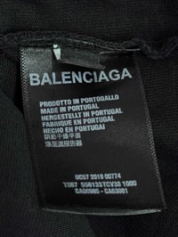 تيشيرت BALENCIAGA ‏اورجينال نضافة 100‎%‎  قياس : M  ‏MADE IN Portugal ...