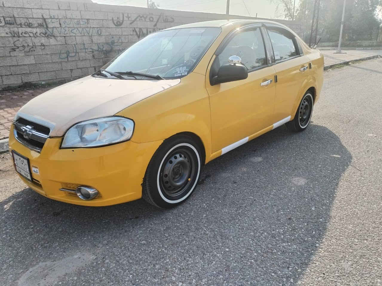 السلام عليكم افيو 2007 سنويه صاقطه سنتين رقم كركوك  دفتر بانزين بيها هيه مصفرى ضرار السيارى بيها معجون شي قليل بل تكم بدون كالب سيارة جاهزه ممل نقص سعر 38 وبيها مجال الشراي ***********
