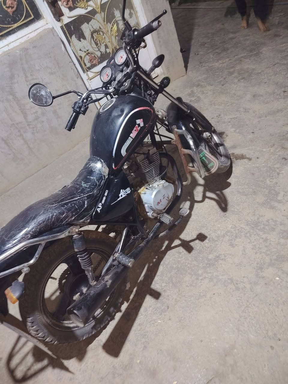 السلام عليكم دراجه MZ محرك 150 سعره 850 وبي مجال ماطور فول نضافه  والتواصل عله هاذه الرقم ***********

