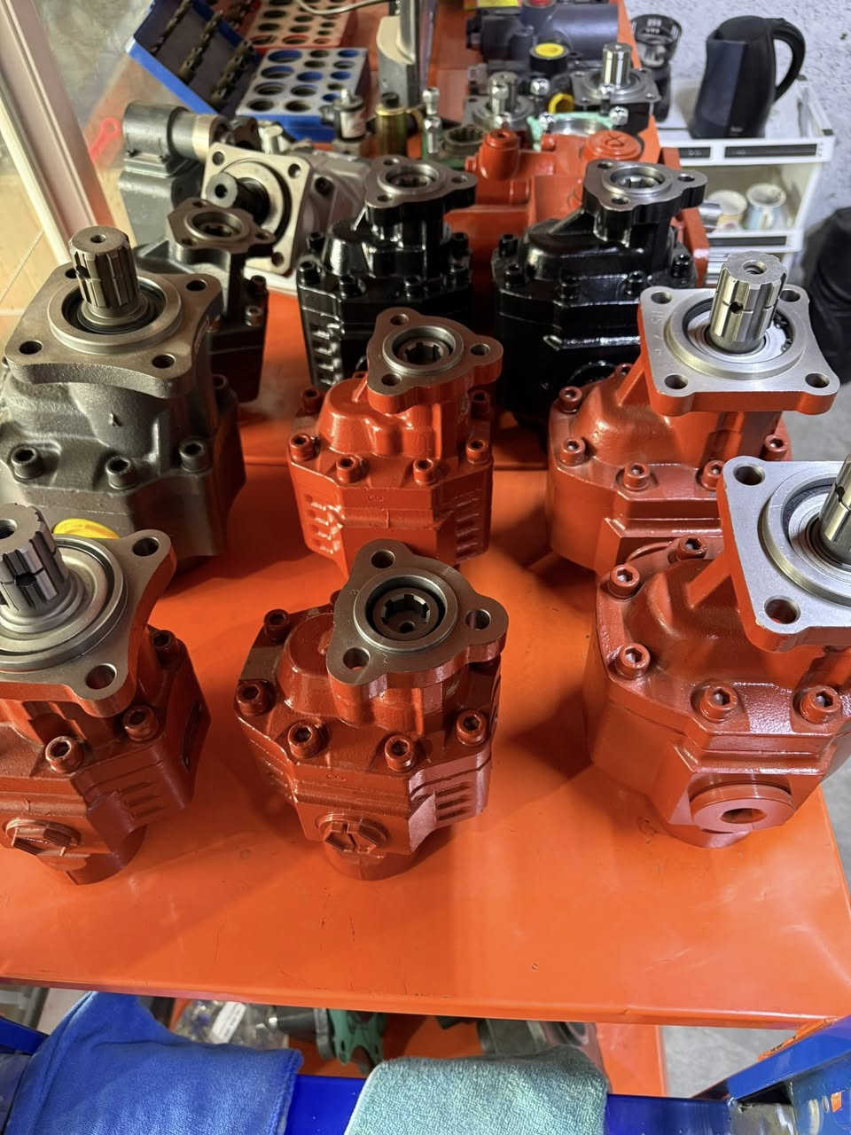 محل (عزيز فاروق)وكيل وحيد بالعراق
أربيل الصناعه الشماليه
يوجد توصيل محافظات العراق

0750 440 6322 ☎️
0773 440 3232 ☎️
