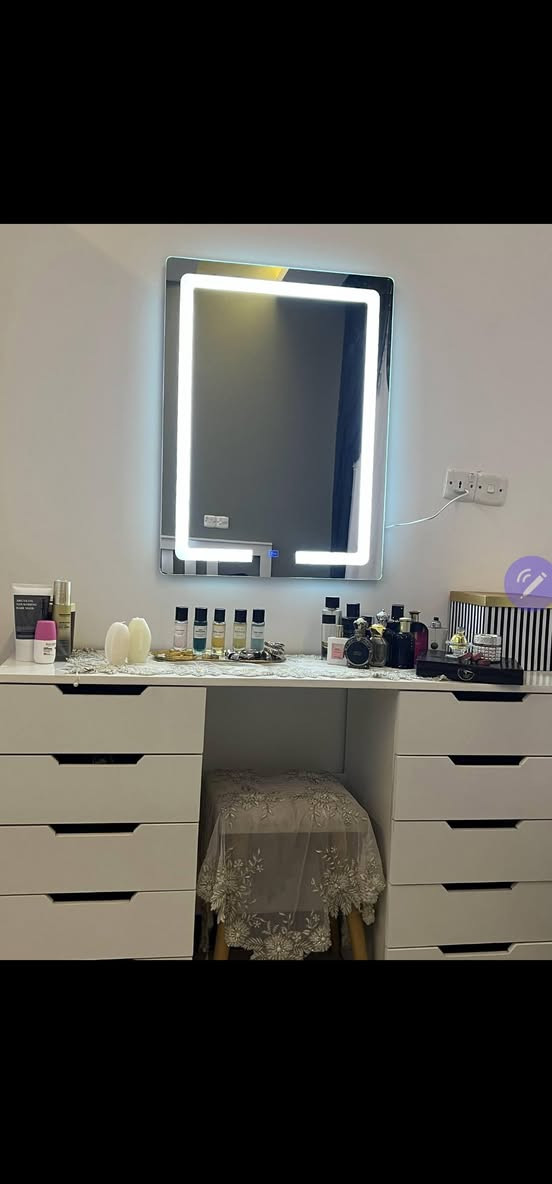 كنتور وميز للبيع بدون مرايه كنتور زاويه وجبير خشب تركي
مكاني بغداد المشتل ثنينهم ب ٦٥٠ وبيهم مجال


**إذا كنت صاحب هذا الإعلان وتريد حذفه لأي سبب، رجاءا أرسل رسالة إلى الدعم الفني**