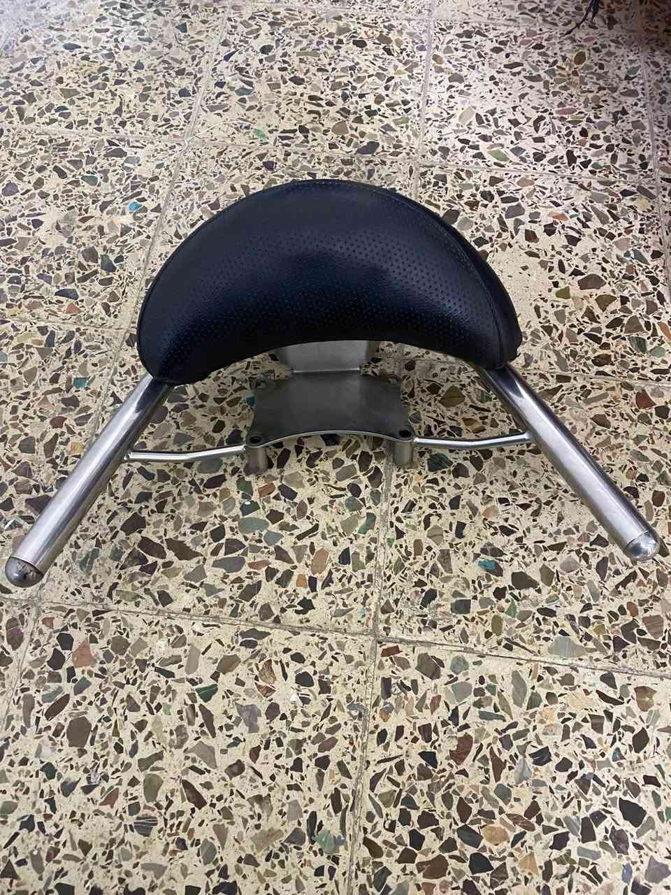 سلام عليكم صندوك اصلي مال Pcx
وتجوه الاصلي مال Pcx الثكيله مو هاي العادي 
مكان بغداد الشعب بغداد, العراق


**إذا كنت صاحب هذا الإعلان وتريد حذفه لأي سبب، رجاءا أرسل رسالة إلى الدعم الفني**