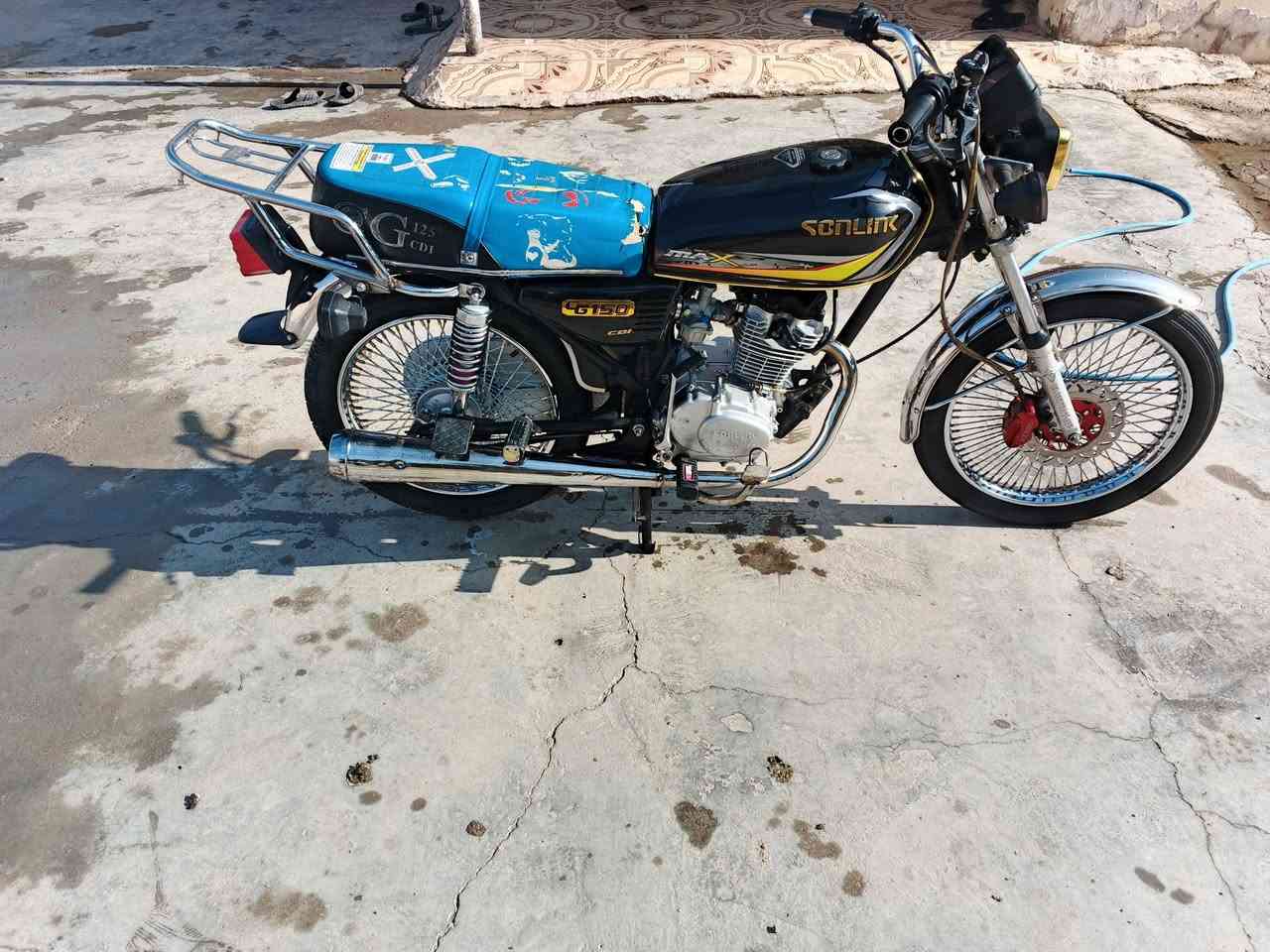 سلام عليكم دراجه تايكر موديل 24 ورقه موجوده محرك نقصه تفيلس فقط كهربايات كامله السعر 500 وبيه مجال مستعجل على بيعته الشراي يتصل ويدلل *********** ديالى شهربان 👍
