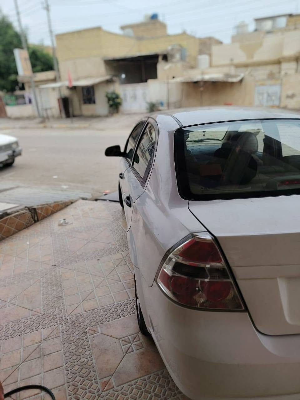 السلام عليكم اڤيوو خليجي اللبيع محرك مفتوح مو مسكر سيارة حلوة مالت جناي تحويل ثاني يوم السيارة بااسمي وكير ومحرك وتخم تاير وحدادية بالجيس 
الضرر مبدل باب السائق وجاملغين خلفي معمرات بدون ضرر السعر 60 وبيه مجال الطيبين  رقم ***********
