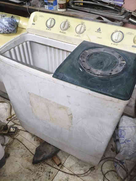 غسالات عدد ٦ عل شرط سعر الواحد ٦٥ العنوان نجف حي الرحمه بلبدايه مقابل شارع كربلاء وره مطعم حسن فليح قرب سلام المختار رقم الهاتف *********** النجف
