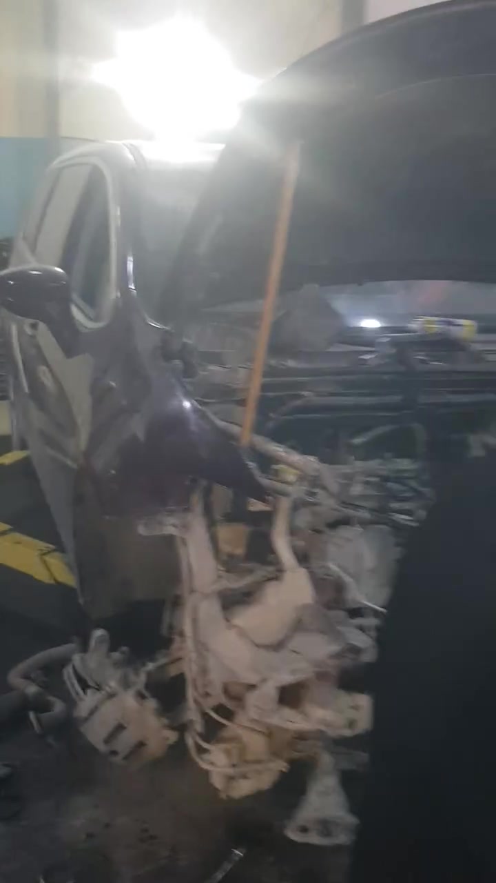 الشركة العالمية لصيانة السيارات الامريكية 
من رخصة الادمن 
مكينتك مع العالمية بالضمان 
لاتبدل مكينتك وتخسر فلوس وهم ترجع تكسر بستم 
يمنه نبدللها بساتم جيب ١٤ 
والضمان سنة كامله وشرط تحط بنزين عادي واقوى من قبل  واكرر اقوى من قبل وماكو دوانز  
بغداد الوزيرية مقابل مسرح الطليعه 
***********
