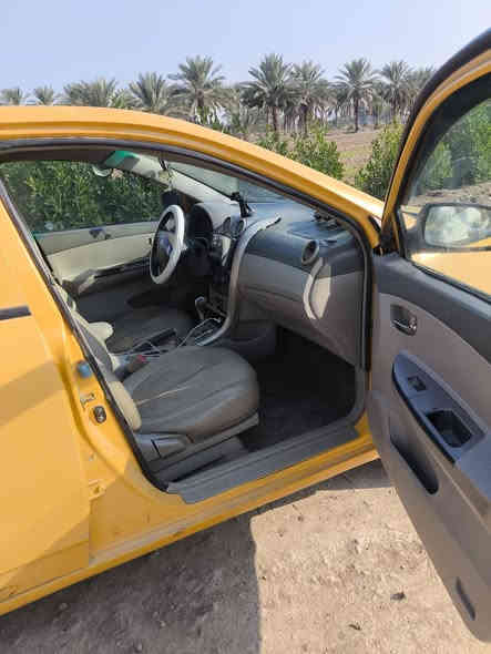 سلام عليكم من رخصت صاحب الكروب بي وايدي جي 3 فول موصفات سياره احلا من صور وجاهزه عل اخر حبايه كير مكينه تخم تاير تبريد ثلج تدفئه صدر امامي صدر خلفي كله جاهز مابيه نقص سياره كفاله عامه بيه ضربه بجاملغ الامامي جهت سايق ومسحوب والباقي كفاله عامه شرط السونار وشرط التحويل مراوس بئوبتره او بيع 50 وبيه مجال بسيط رقم ***********
