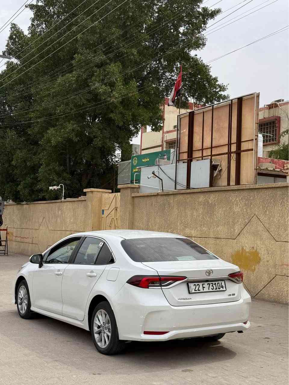 كورلا ساز ٢٠٢٢
 ياباني اصل مو صيني 
مكينه 1800
5 ويل كب 
تبريد قطعتين 
بصمه 
دخول ذكي 
مري شفط
حساس امامي خلفي 
شاشه عداد ديجتل 
ماشيه ١٠٠ الف كيلو متر 

جاهزة من البرغي 
مكينه و كير و حداده و تخم تاير و تبريد بل جيس شرط 
سياره كفاله عده بارد صغير بل جاملغ  حتى الدعاميات كفاله من الصبغ و التبديل و السونار بل منشور 
السعر 155 🔒
*********** البصرة, العراق
