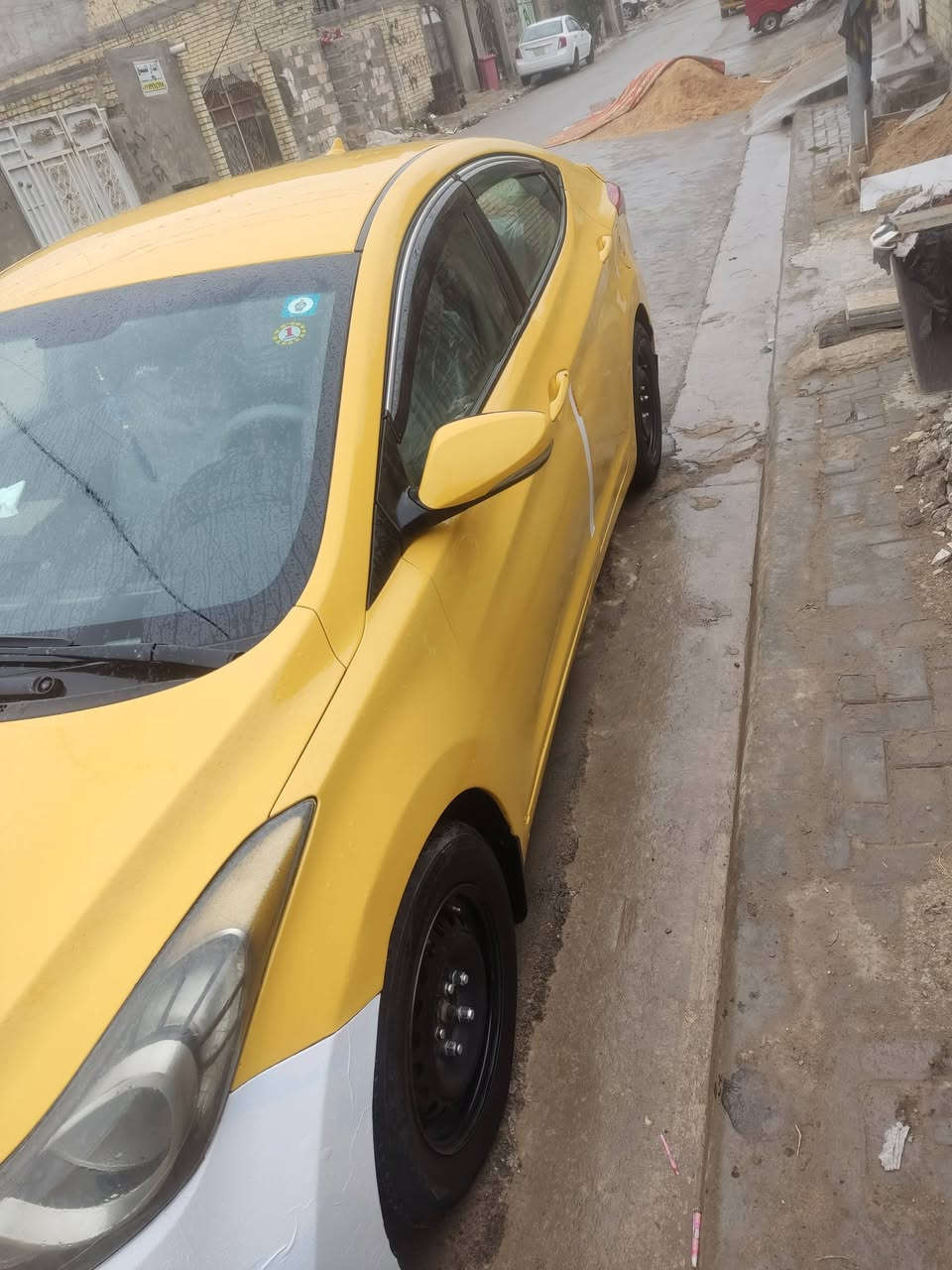 السلام عليكم النترا للبيع موديل 2013
سياره جاهزه من كلشي كبل الشارع نقص فقط تبريد السياره ب اسمي رقم هزه كلشي جديد كير مكينه خير من الله مكان السياره بغداد منطقة الكفاءات الشماعيه السعر 90$       (***********
