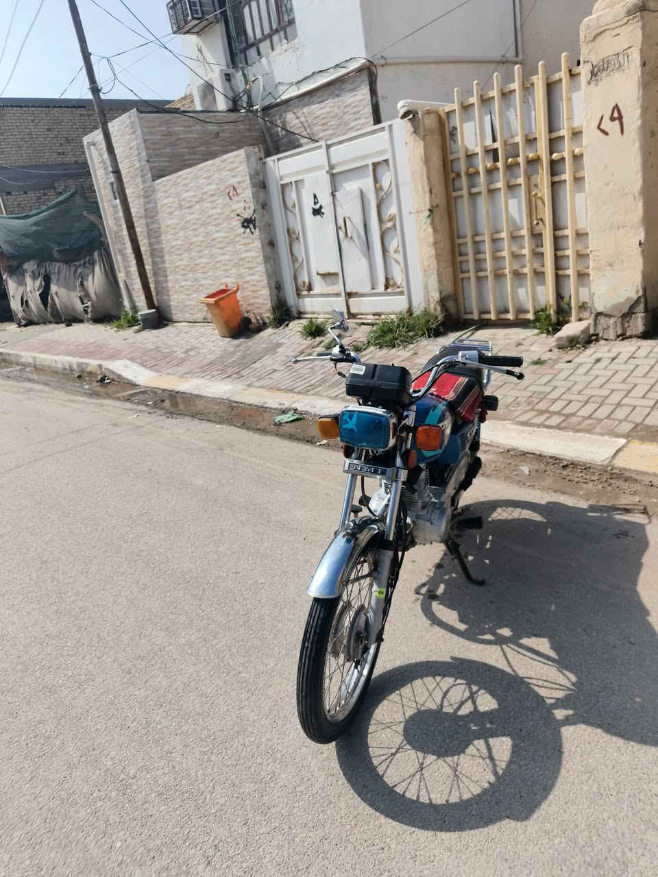 السلام عليكم 
دراجة نامه شلامجه اصلي رقم وسنوية شرط المداور ثاني يوم 
موديل :2022
العنوان📍:الديوانية 
السعر: 1400 وبيها مجال 
*********** واتساب / اتصال

