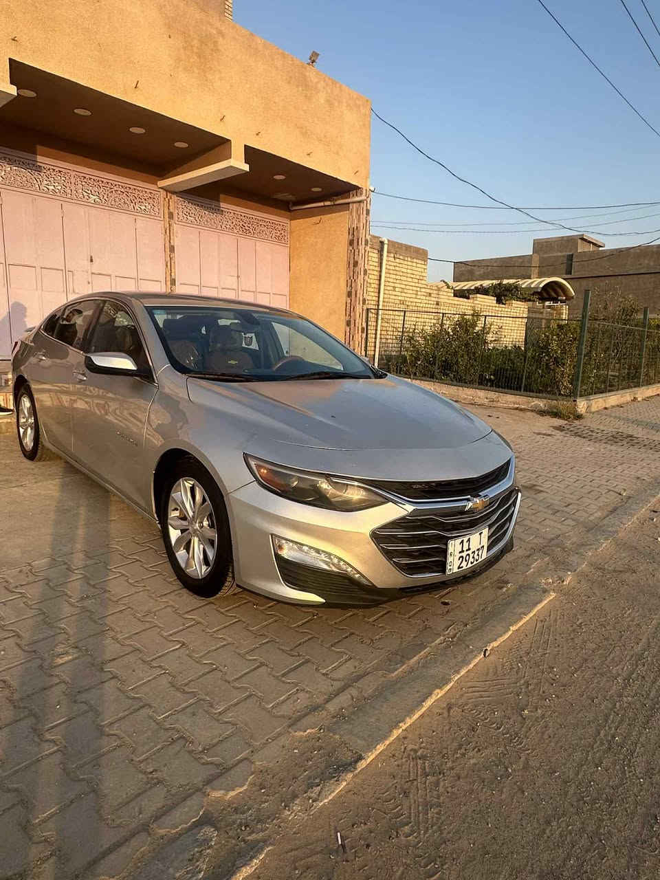 ماليبو 20للبيع او  المراوس
فئة LT  معروفه مواصفاته

محرك 1500 تيربو مكفول 

كير مكفول 

حدادية جديدة 

تدفئة تبريد قطعتين 

بصمة فول عدا الفتحة 

ماشية100 الف حقيقي 

حادث جانبي تبديل بنيدوالجاملغ الامامي بارد والباقي موجود بل سونار 

رقم بغداد انكليزي سنويه  بسمي مداور ثاني يوم 

السعر 117 وبيها مجال قليل 

المكينه بيها خيط بخار  

اتصل بالرقم ***********
