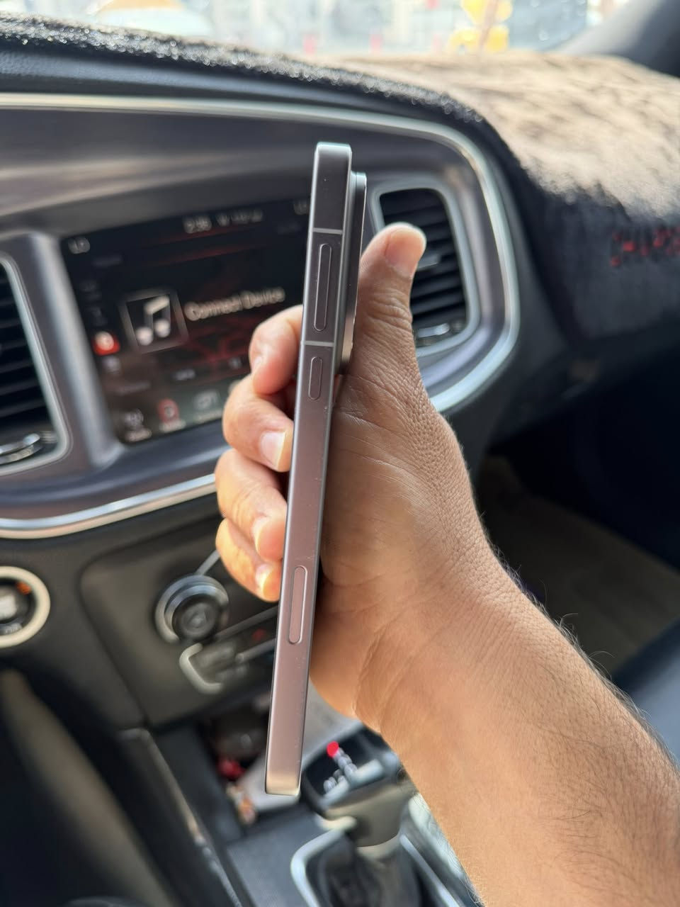 OPPO Find X9 Pro كامل ملحقات مستخدم قليل نسخه عالميه ذاكره عشوائيه 16 
ذاكره 512 الاتصال ***********
مستخدم قليل هديه هتفون اصلي من شركه
مامتوجد عل فيس
