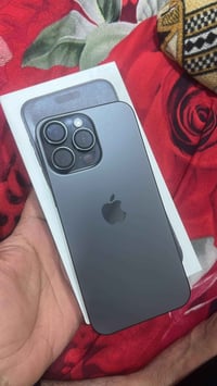 15برو ماكس. 256 بطاريه 91 نضافه 95دبل شريحه لتواصل واتس.  07830306033 ...