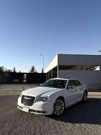 اوباما 2018 C فول مواصفات سعر 270 وبيها مجال للشراي  ماشية 79ميل حقيقي...