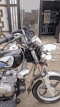 للبيع مكاني ديوانية حي لامين 
السعر 3300 وبي مجال قليل ***********
