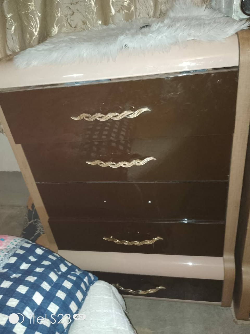 غرفه نوم اخت الجديده تركيه سعر 900مكان بغداد أبو غريب ***********
