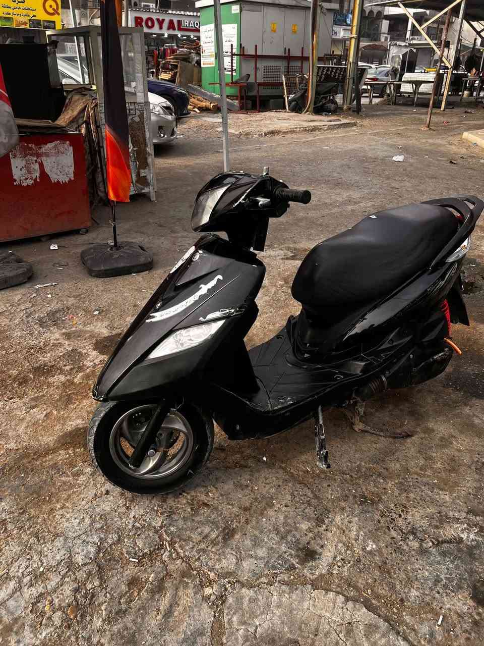 السلام عليكم ماكس ثعلب للبيع السعر (500) الدراجه كامله مكينه ناعمه دراجه نقص فقط باتري سلف هندر شغاله نضافه كفرات 80%  تايرات جدد دبلا خلفي امامي جديدات كلجات نضيفه  الدراجه يندارلهه دهن اكسادو بس ولكل تعرف سعر التر مالته الدراجه ممتعوبه ابد للبيع مكاني بغداد  الشعب تواصل علرقم ***********  اتصل و تامر اعتذر ممتواجد عل فيس
