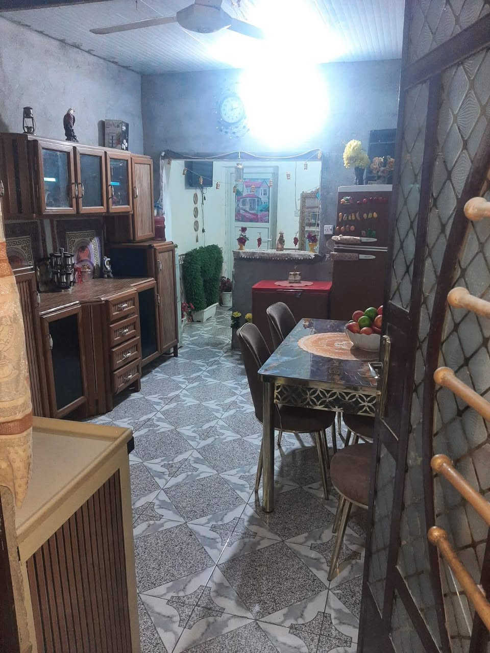 سلام عليكم بيت للبيع المحوديه حي ابو شمع بيت متكامل من جميع الخدمات طابو زراعي قريب ع سوك سعره 32 وبي مجال ‏‪***********‬‏
